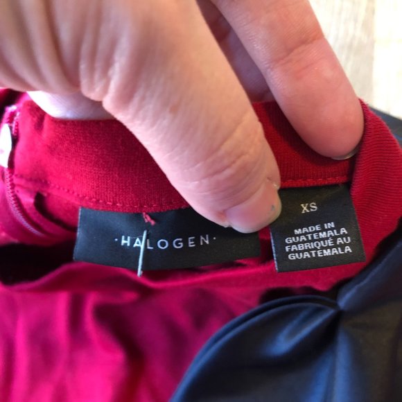 Halogen Red Black Bow Top Long Sleeve XS - Picture 2 of 9